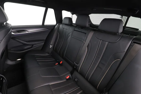 BMW 5-serie (2021) — foto 5 van 16