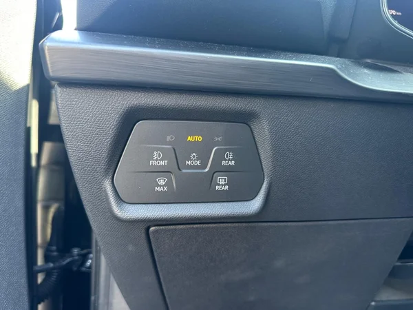 CUPRA Formentor e-Hybrid (PHEV) (2023) — foto 7 van 21