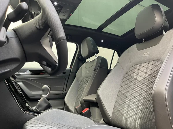 VOLKSWAGEN T-Roc (2026) — foto 14 van 14