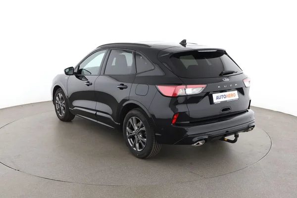 Ford Kuga (2022) — foto 10 van 16