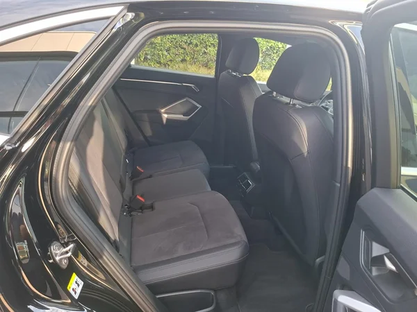 AUDI Q3 Sportback (2024) — foto 9 van 24