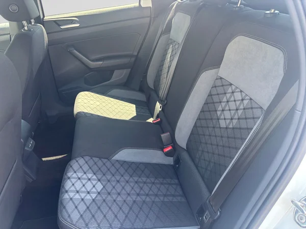 VOLKSWAGEN Taigo (2021) — foto 5 van 17