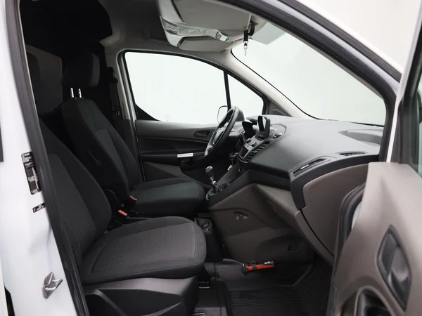 Ford Transit Connect (2020) — foto 25 van 45
