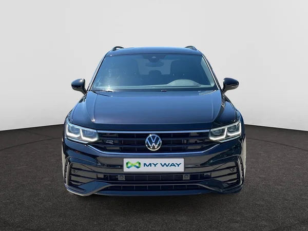 VOLKSWAGEN Tiguan (2022) — foto 11 van 22