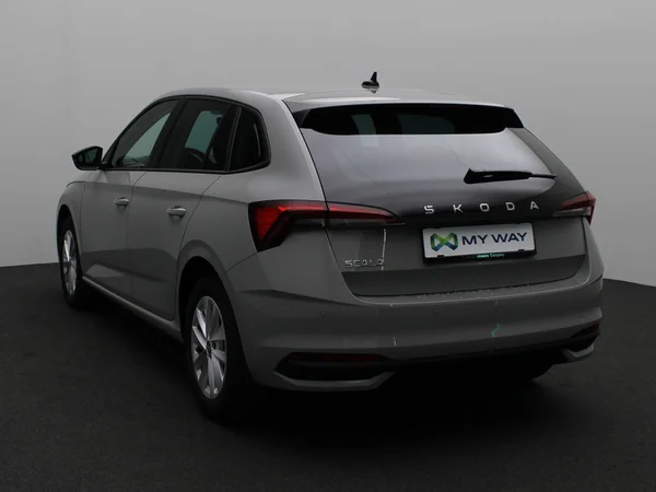 SKODA Scala (2025) — foto 9 van 16