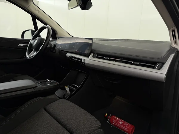 BMW 218 (2022) — foto 3 van 29