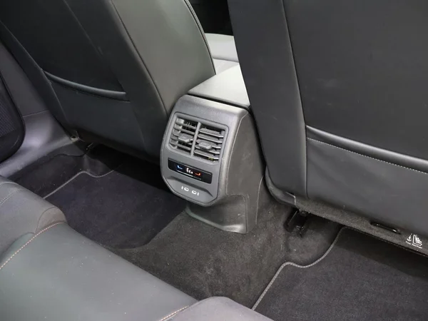 CUPRA Leon ST e-Hybrid (PHEV) (2024) — foto 20 van 29