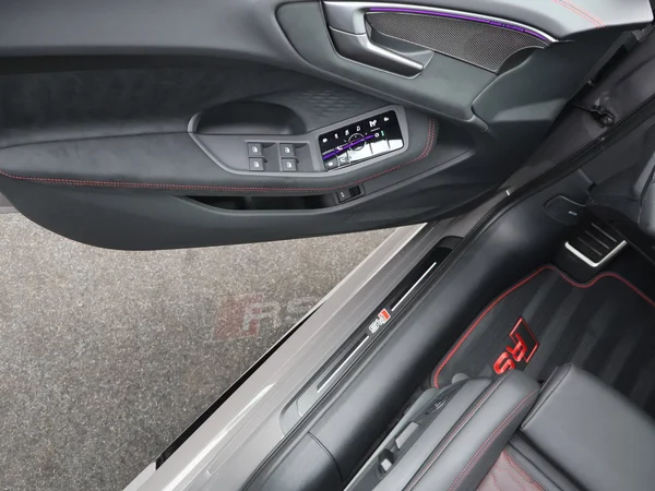 AUDI RS 5 Avant PHEV (2026) — foto 9 van 29