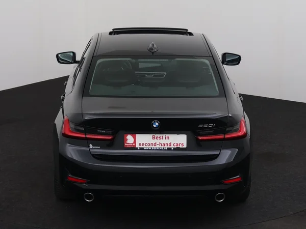 BMW 320 (2021) — foto 26 van 29