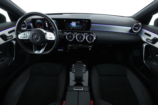 Mercedes-Benz CLA-Klasse (2023) — foto 3 van 16