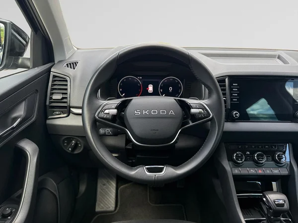SKODA Karoq (2025) — foto 4 van 24