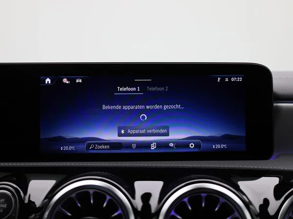 Mercedes-Benz CLA (2025) — foto 16 van 40