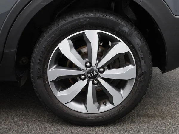 Kia Stonic (2021) — foto 6 van 40