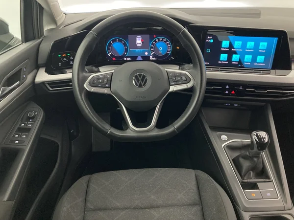 VOLKSWAGEN Golf Variant VIII (2021) — foto 30 van 36