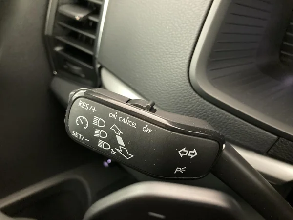 SKODA Karoq (2022) — foto 20 van 36