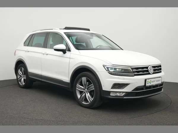 VOLKSWAGEN Tiguan (2016) — foto 23 van 30