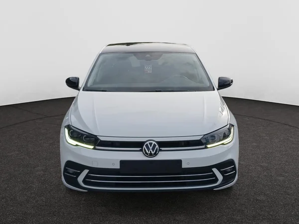 VOLKSWAGEN Polo (2022) — foto 13 van 19