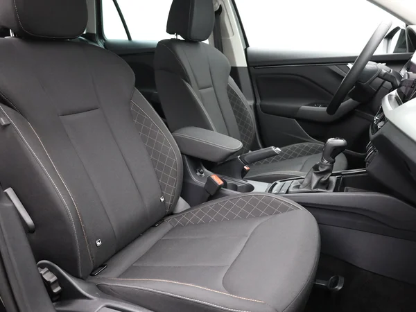 SKODA Scala (2024) — foto 2 van 20