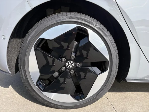 VOLKSWAGEN ID.3 (2026) — foto 9 van 24