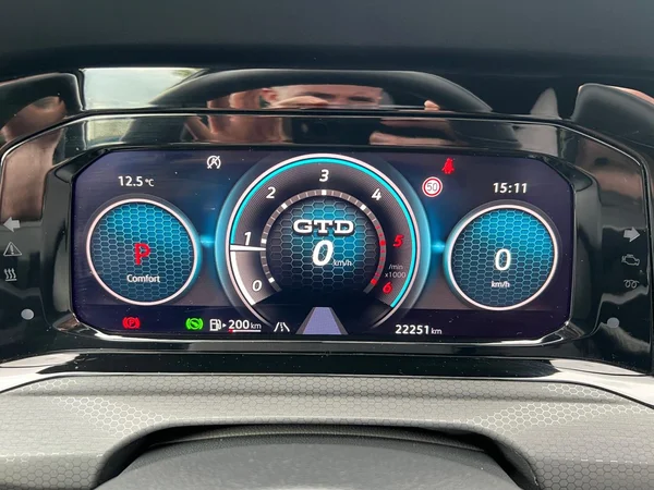 VOLKSWAGEN Golf VIII GTD (2024) — foto 8 van 24
