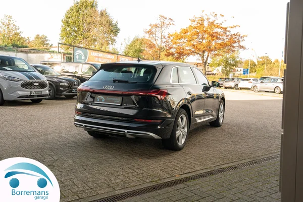 Audi e-tron (2022) — foto 4 van 33