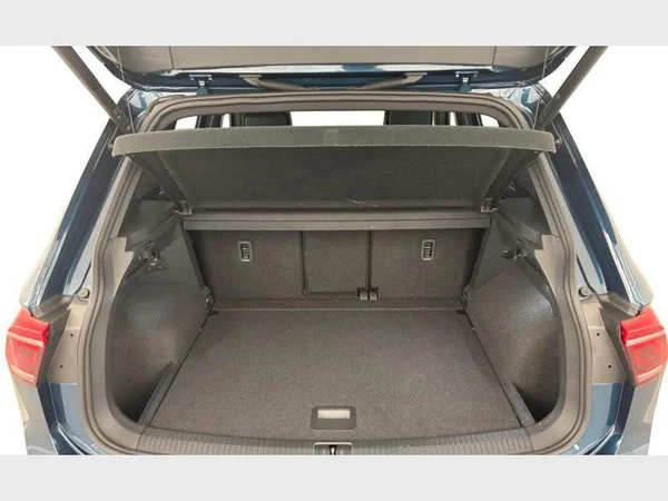Volkswagen Tiguan (2024) — foto 7 van 15