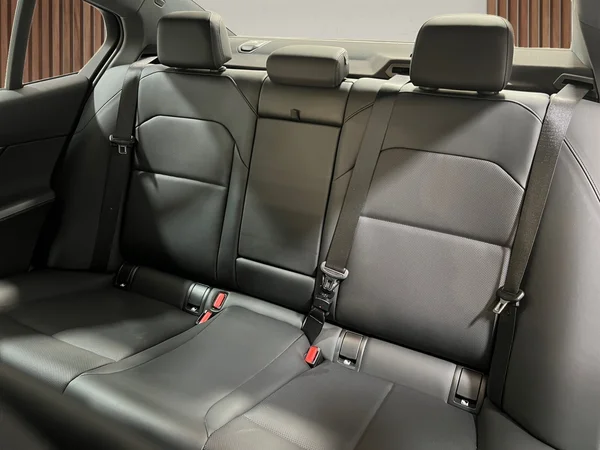 BMW i5 (2024) — foto 18 van 29