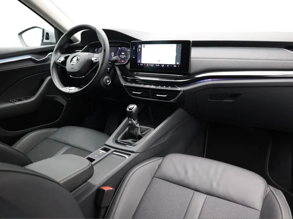 SKODA Octavia (2021) — foto 16 van 22