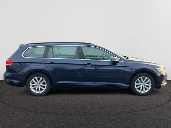 VOLKSWAGEN Passat SW (2015) — foto 21 van 23