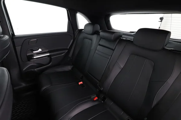 Mercedes-Benz B-Klasse (2021) — foto 5 van 16