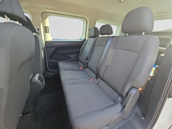VOLKSWAGEN Caddy Maxi (2026) — foto 13 van 24