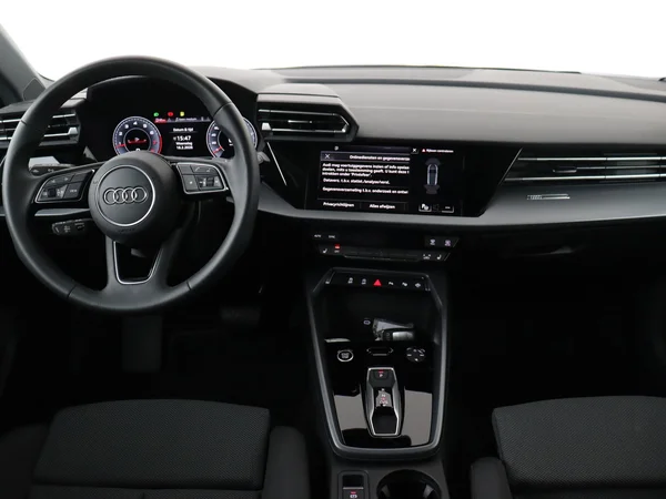 AUDI A3 Sportback (2025) — foto 13 van 18
