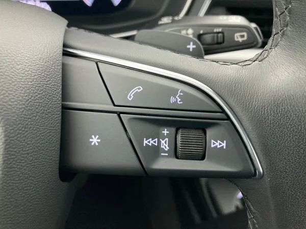AUDI A4 Avant (2023) — foto 20 van 36