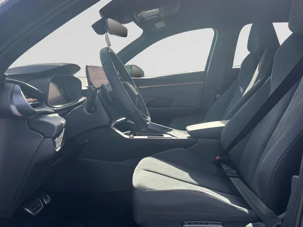 CUPRA Terramar e-Hybrid (PHEV) (2026) — foto 13 van 17