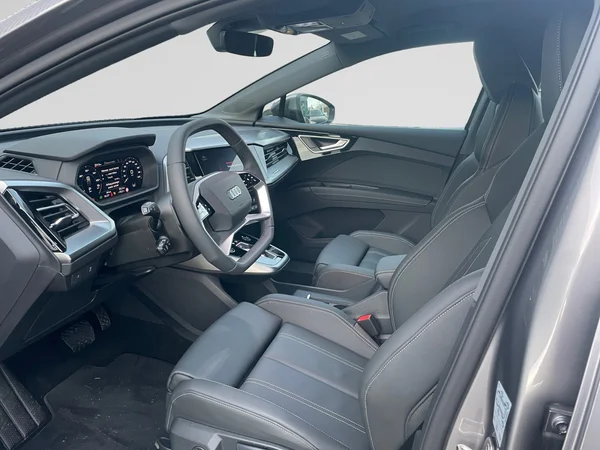 AUDI Q4 e-tron (2026) — foto 8 van 24