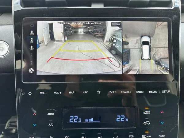 HYUNDAI Tucson (2023) — foto 9 van 30