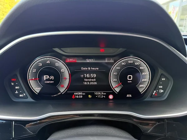 AUDI Q3 Sportback (2023) — foto 5 van 17