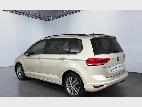 Volkswagen Touran (2024) — foto 25 van 28