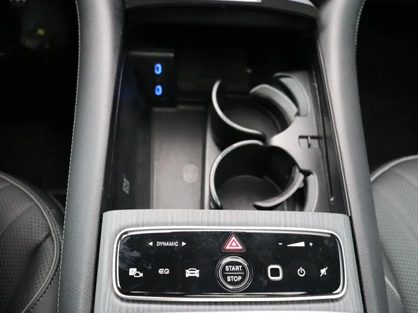 Mercedes-Benz EQS (2025) — foto 18 van 37