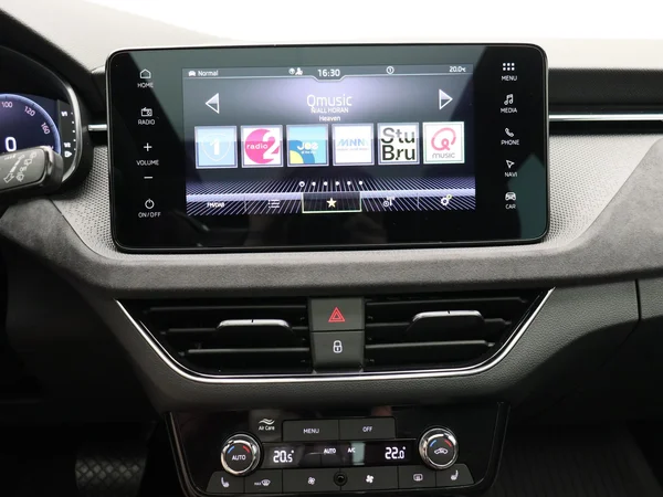 SKODA Scala (2024) — foto 6 van 21