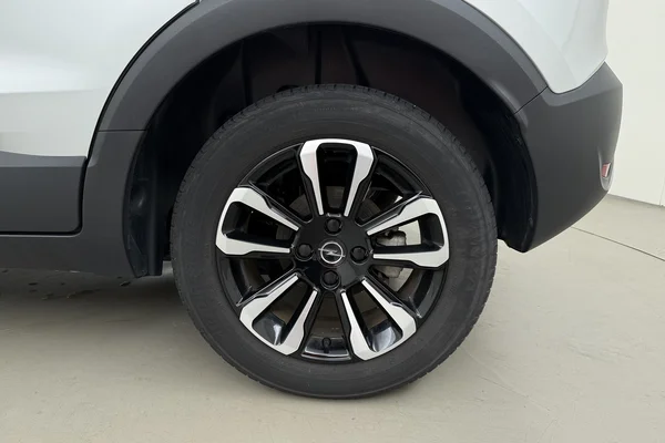 Opel Crossland (2023) — foto 13 van 16