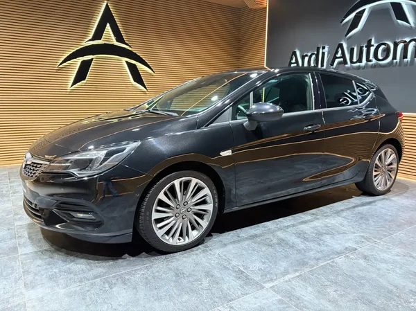 Opel Astra (2020) — foto 11 van 22
