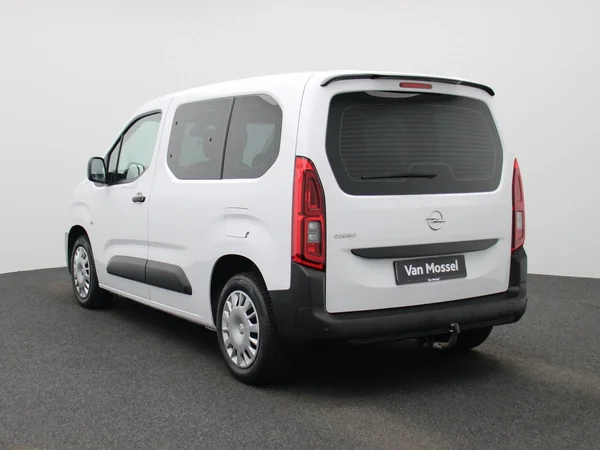 Opel Combo Life (2022) — foto 12 van 35