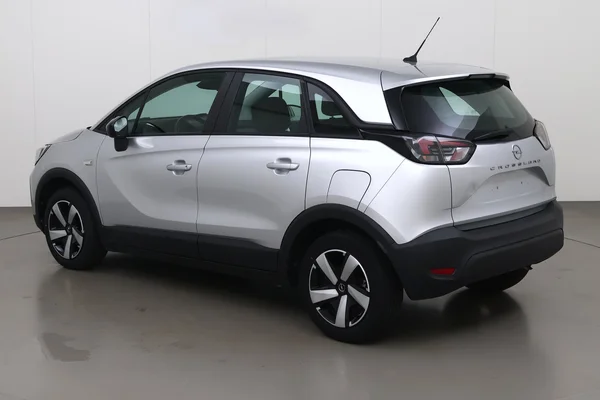 Opel Crossland (2022) — foto 18 van 24