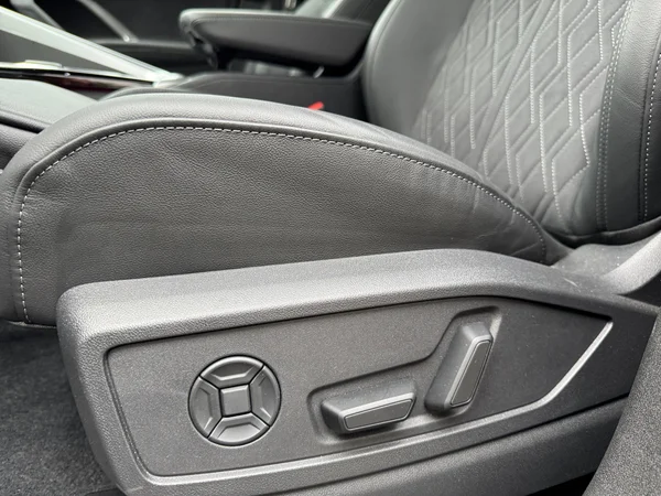 AUDI Q5 (2025) — foto 2 van 24