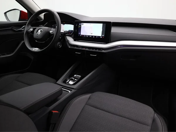 SKODA Octavia SW (2024) — foto 14 van 20