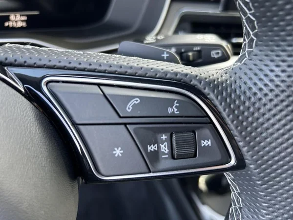 AUDI A4 Avant Dsl (2023) — foto 36 van 42