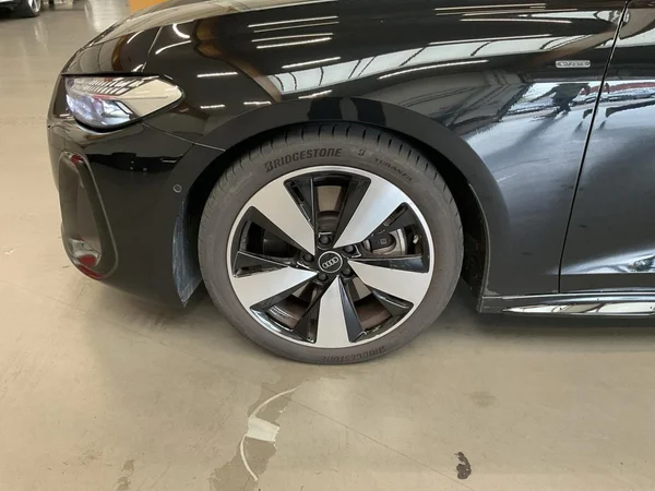 AUDI A5 Avant e-hybrid (PHEV) (2026) — foto 14 van 22