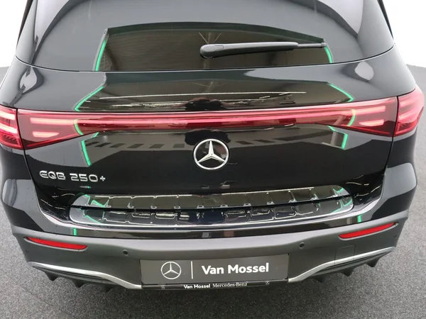 Mercedes-Benz EQB (2026) — foto 14 van 27