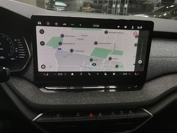 SKODA Octavia Combi (2026) — foto 4 van 15